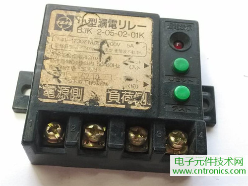 漏電保護(hù)器拆解：結(jié)構(gòu)有差異，做工不錯(cuò)