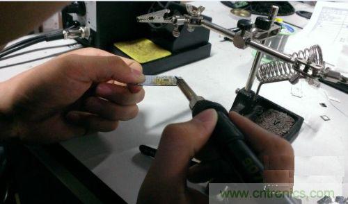 制作U盤全過程，由PCB做起
