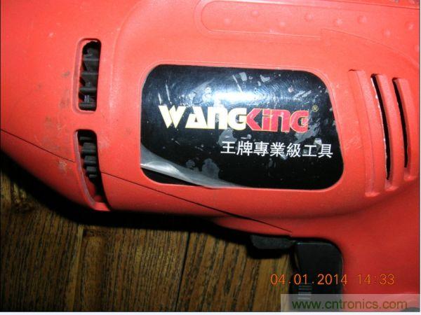 巧奪天工！大神利用山寨功放為高性價比逆變器“穿新衣”