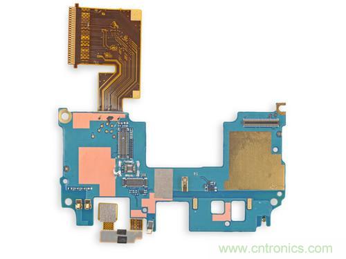 牛人強(qiáng)拆！新HTC One(M8)真機(jī)精密做工難修理