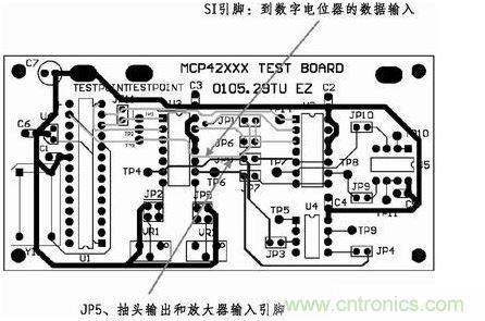 這是對圖2所示電路的第一次布線嘗試。此配置在模擬線路上產(chǎn)生不規(guī)律的噪聲，這是因為在特定數(shù)字走線上的數(shù)據(jù)輸入碼隨著數(shù)字電位器的編程需求而改變。