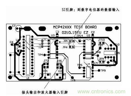 采用這種新的布線，將模擬線路和數(shù)字線路隔離開了。增大走線之間的距離，基本消除了在前面布線中造成干擾的數(shù)字噪聲。