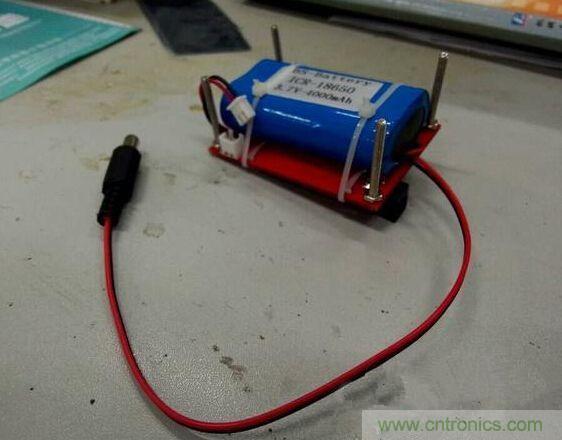 DIY神器：夜間不間斷電源，大學(xué)通宵嗨翻天！