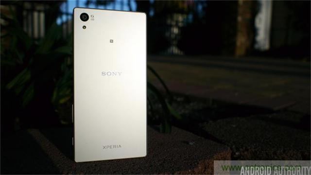 傳奇索尼，憑借Sony Xperia Z5能否在移動(dòng)市場(chǎng)奪得一席之地？