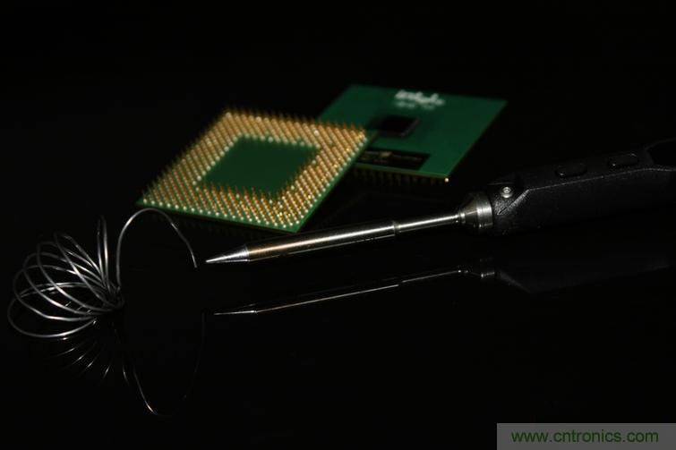 一款能喚起 70 后工程師朋友“童年趣事”的迷你電烙鐵！