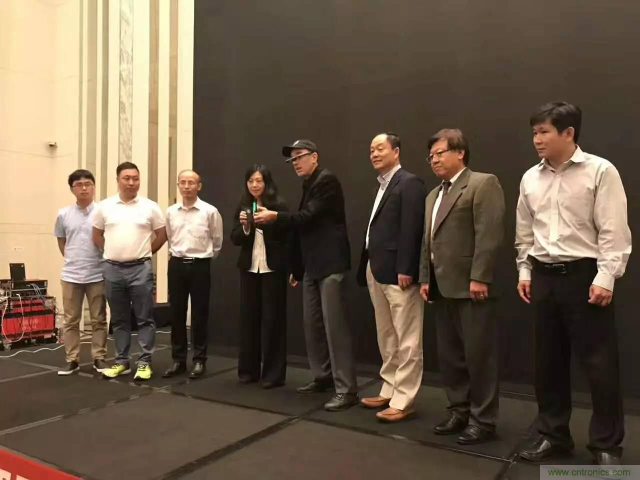 深圳要聞|全球可穿戴之父Steve Mann來(lái)深圳了！2017深圳智能穿戴,VR/AR前沿技術(shù)論壇暨開(kāi)發(fā)者交流酒會(huì)