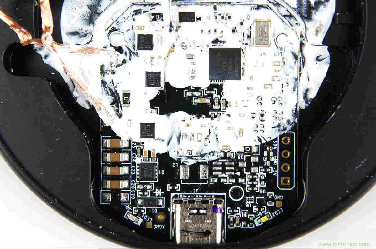 拆解對比：系出同門，小米、紫米無線充電器的差別有多大？