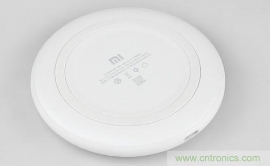 拆解對比：系出同門，小米、紫米無線充電器的差別有多大？