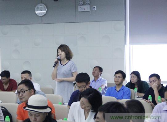 長江商學(xué)院教授李洋：企業(yè)應(yīng)該怎樣進行品牌建設(shè)和精細(xì)化營銷？