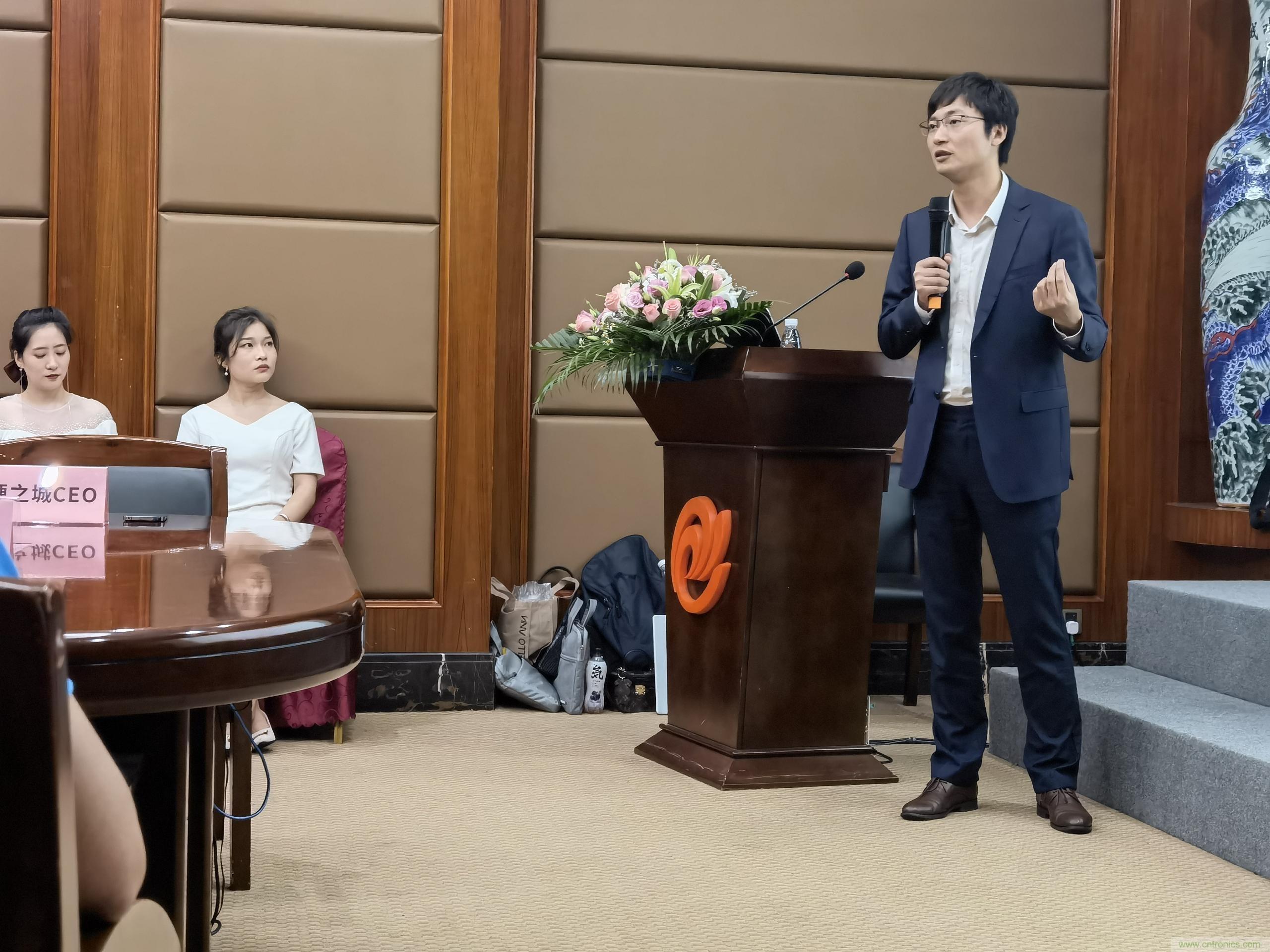 硬之城品牌·業(yè)務(wù)升級，聯(lián)合多家銀行助力產(chǎn)業(yè)發(fā)展
